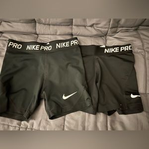 Nike pro shorts girls size medium.